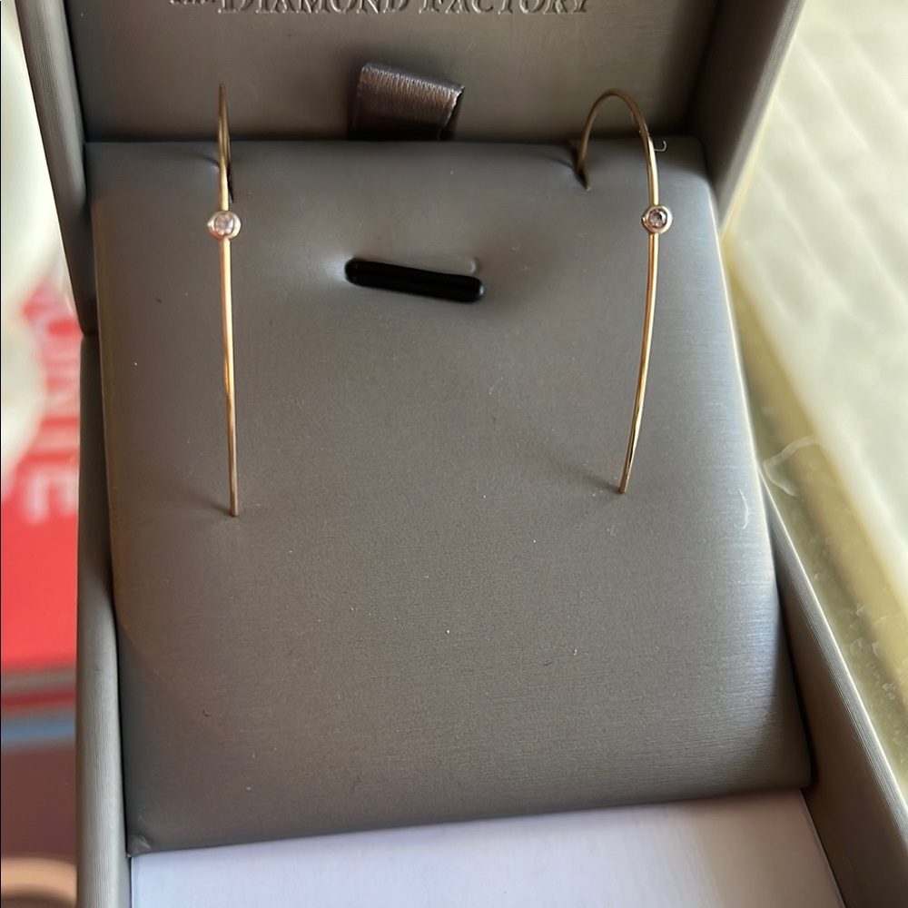 Lana Gold Hoop